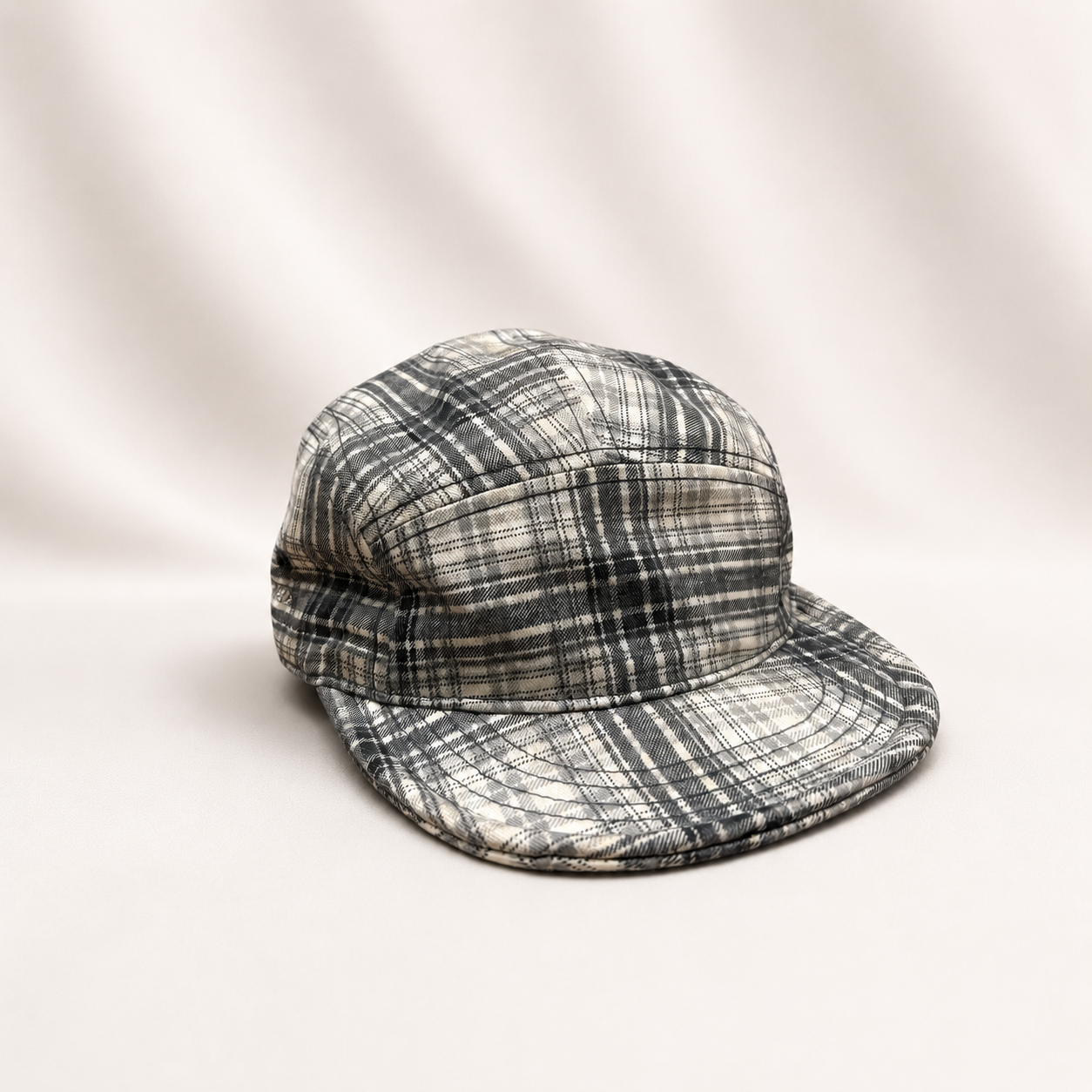 Grå Plaid kasket - forfra